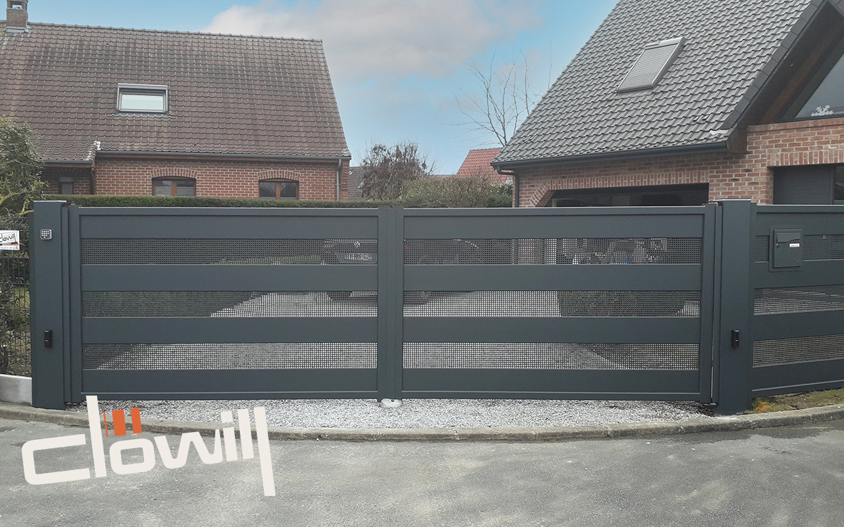 portail alu clonor battant mixte lames 200 toles perforees